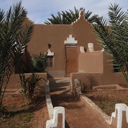 Carrefour Des Nomades Hotel Oulad Driss Екстериор снимка