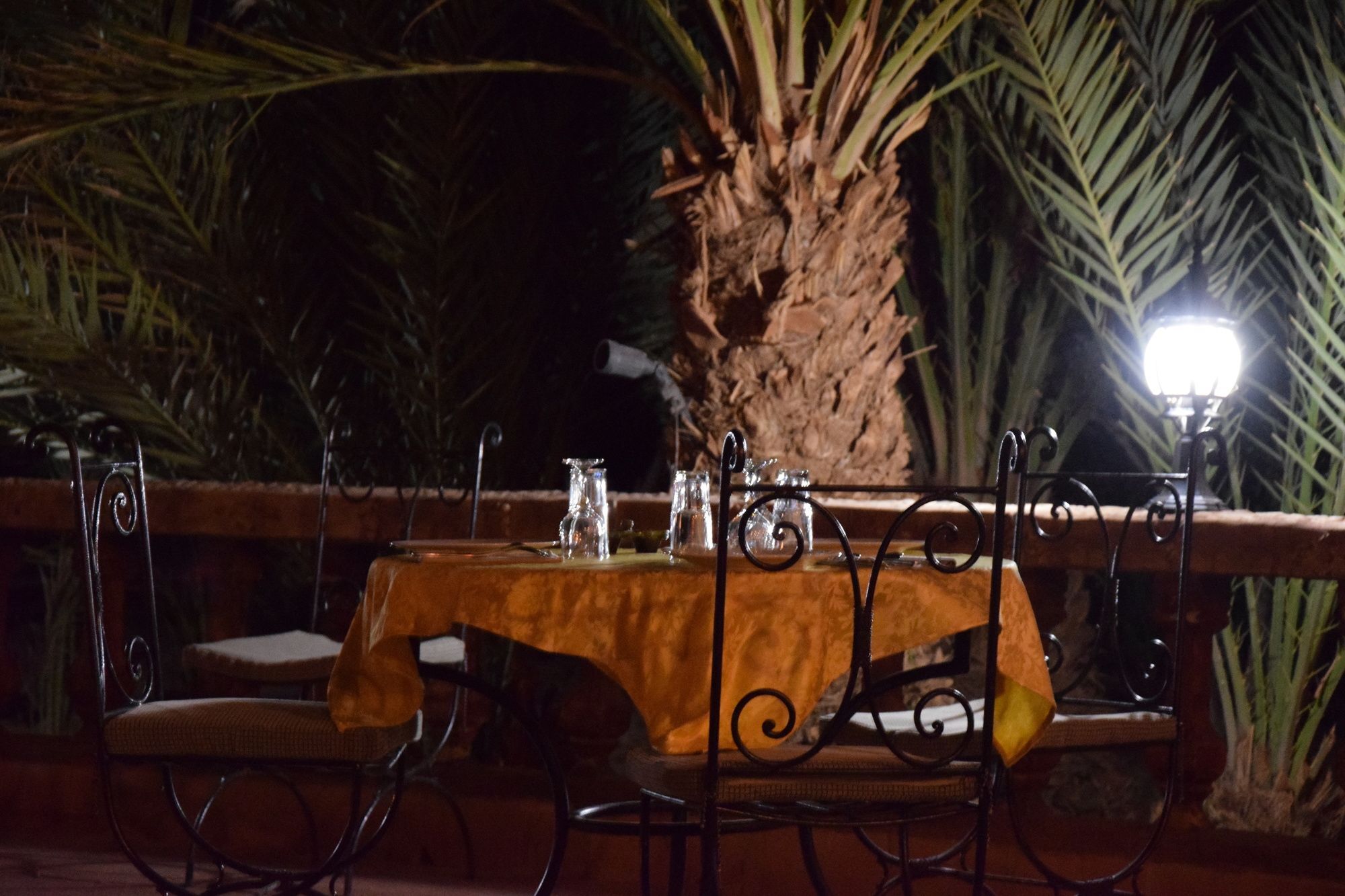 Carrefour Des Nomades Hotel Oulad Driss Екстериор снимка