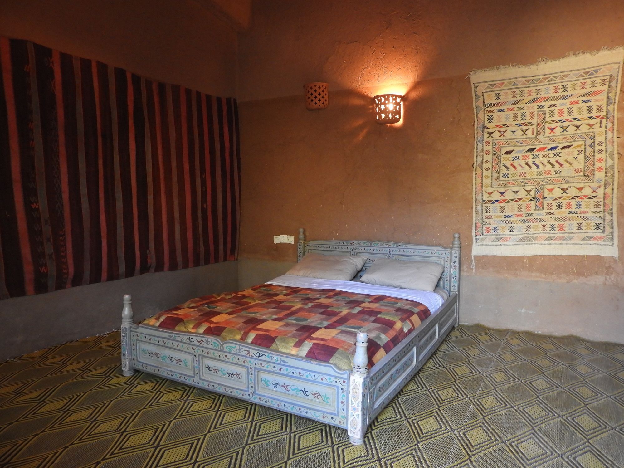 Carrefour Des Nomades Hotel Oulad Driss Екстериор снимка